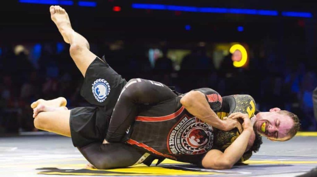 Combat Jiu-Jitsu (CJJ): Rules, Origins & How It Bridges BJJ and MMA 1 Combat Jiu-Jitsu (CJJ)