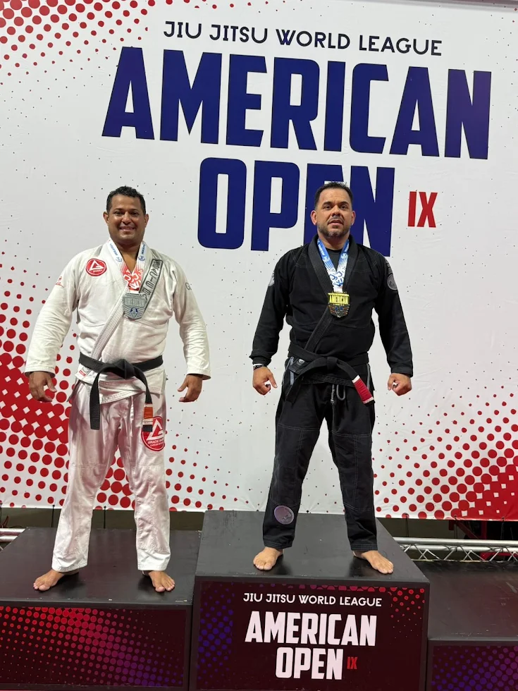 With the Best to Become the Best: The Journey of Carlos Alves Jr. 3 With the Best to Become the Best: The Journey of Carlos Alves Jr.